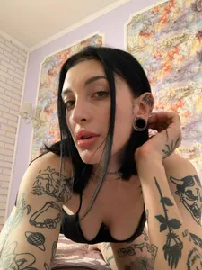 Sarah Black 🖤 sarah_hot_tatto OnlyFans